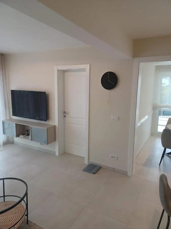 Petar Apartment Trogir Croatia