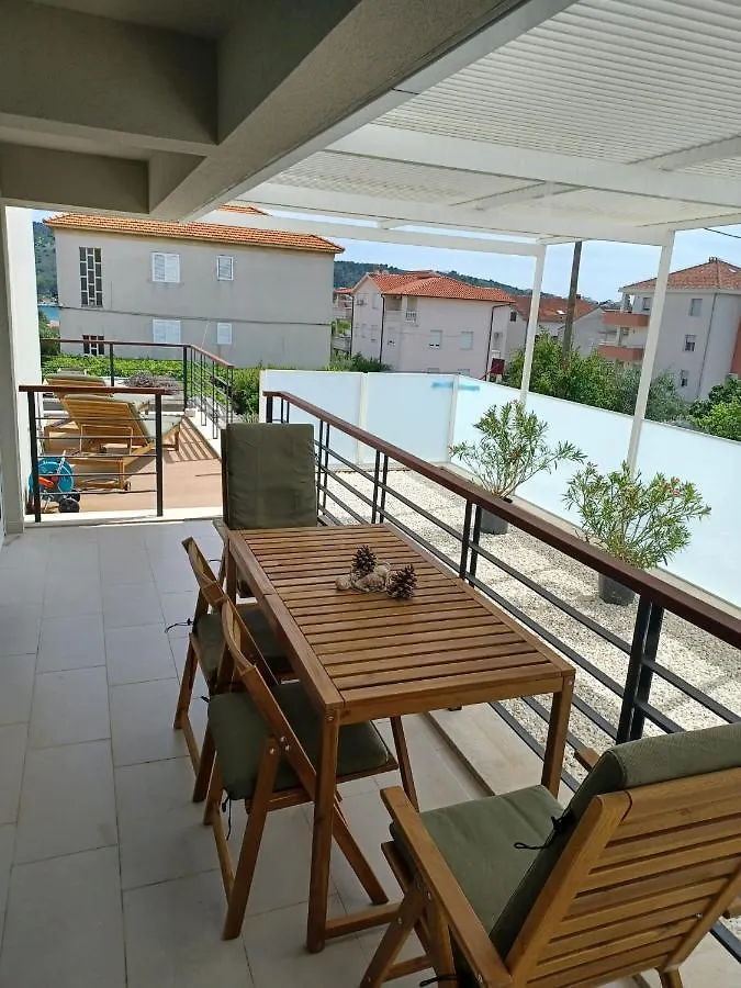 Petar Apartment Trogir